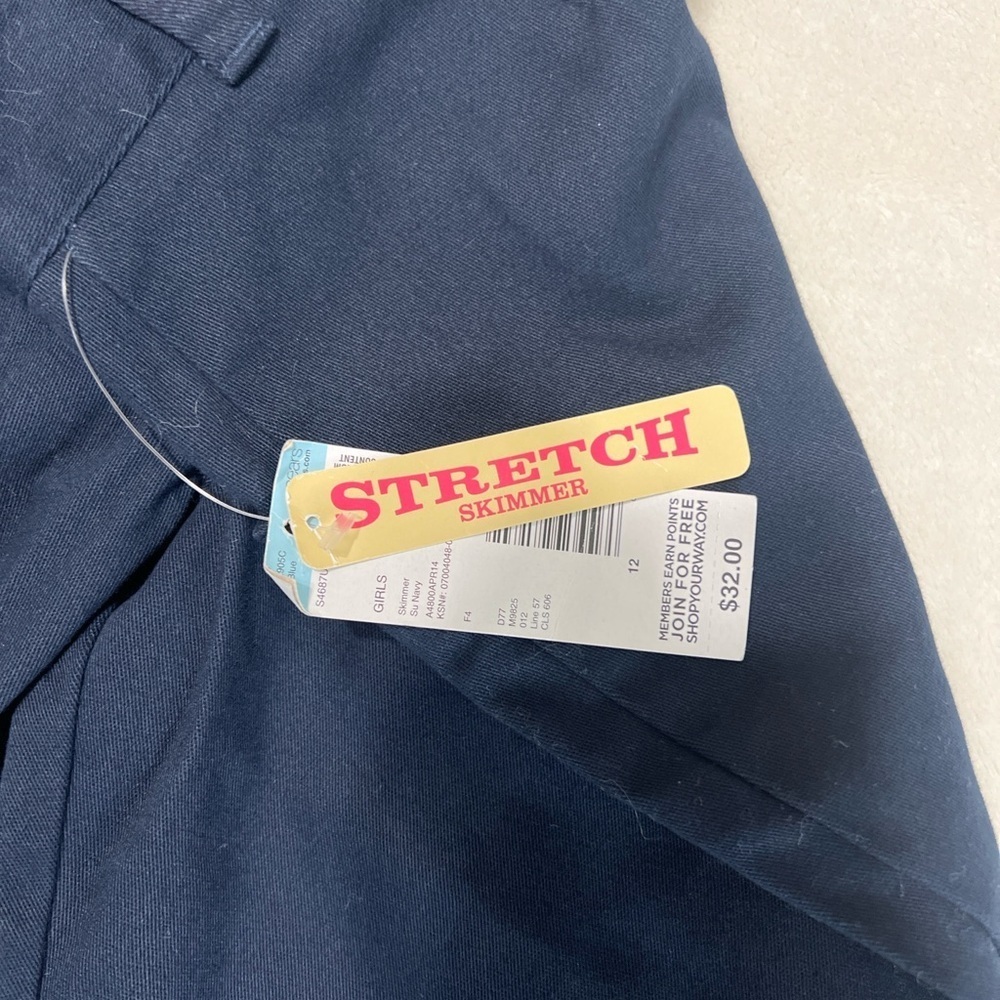 Dockers Girls Stretch Skimmer Capri Pants Navy Blue – Size 12 NWT - Picture 4 of 7